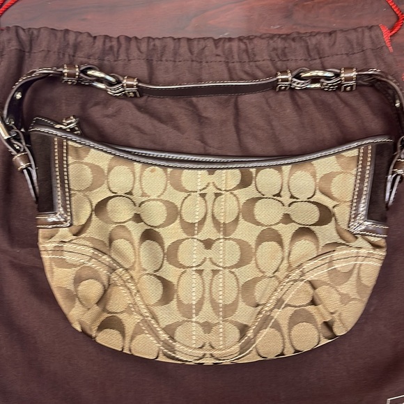 Small Coach Bag NWOT. - Picture 3 of 3